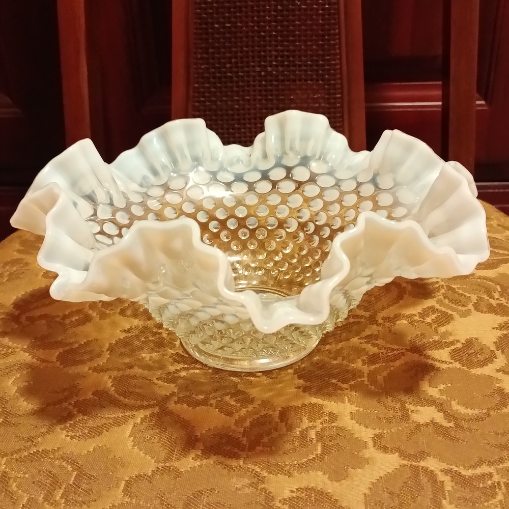 Absolutely Gorgeous White Fenton French Opalescent Ruffled Crimped Hobnail Bowl